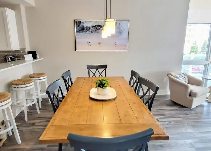 Imagine That! Stunning Modern 4br-3ba Luxury Retreat *